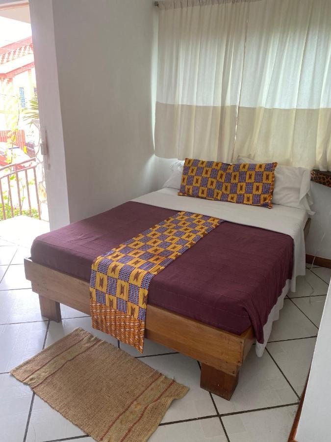 Laparadiseinn Accra Luaran gambar