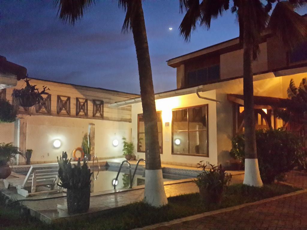Laparadiseinn Accra Luaran gambar