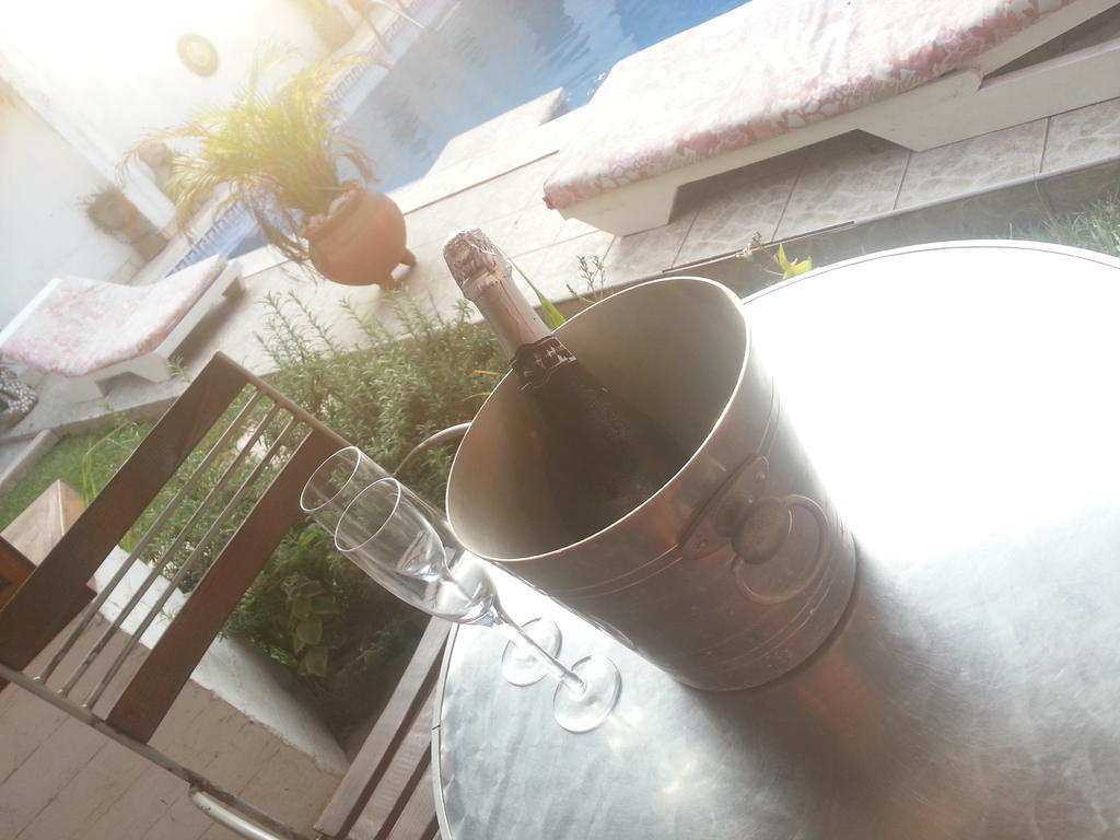 Laparadiseinn Accra Luaran gambar