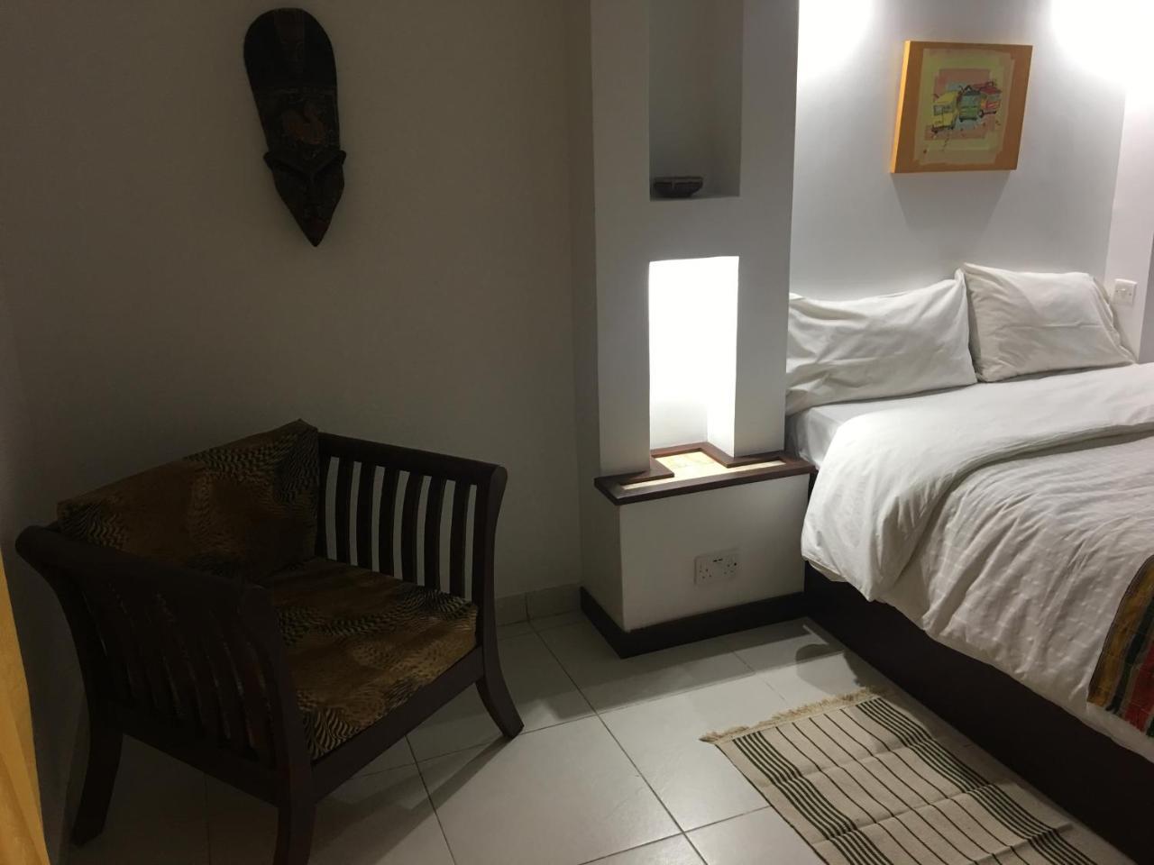Laparadiseinn Accra Luaran gambar