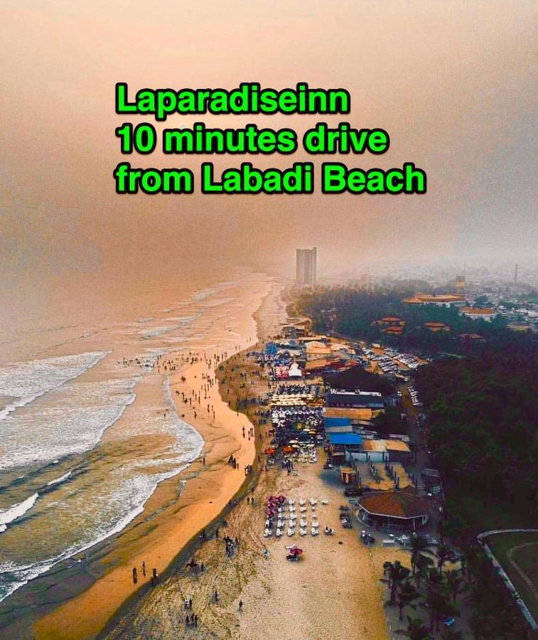 Laparadiseinn Accra Luaran gambar